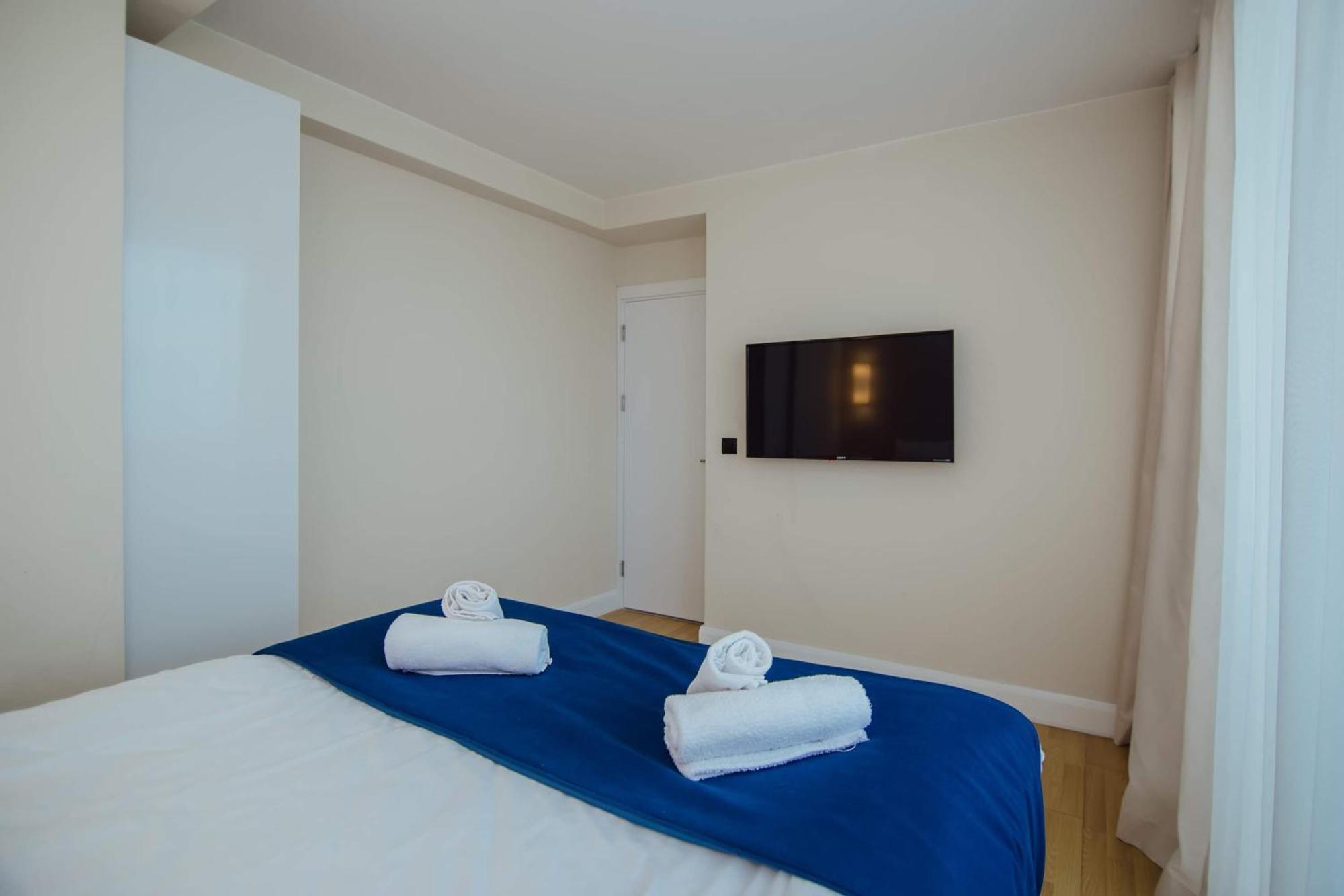 Orbi City Center Sea View Aparthotel Батуми Екстериор снимка