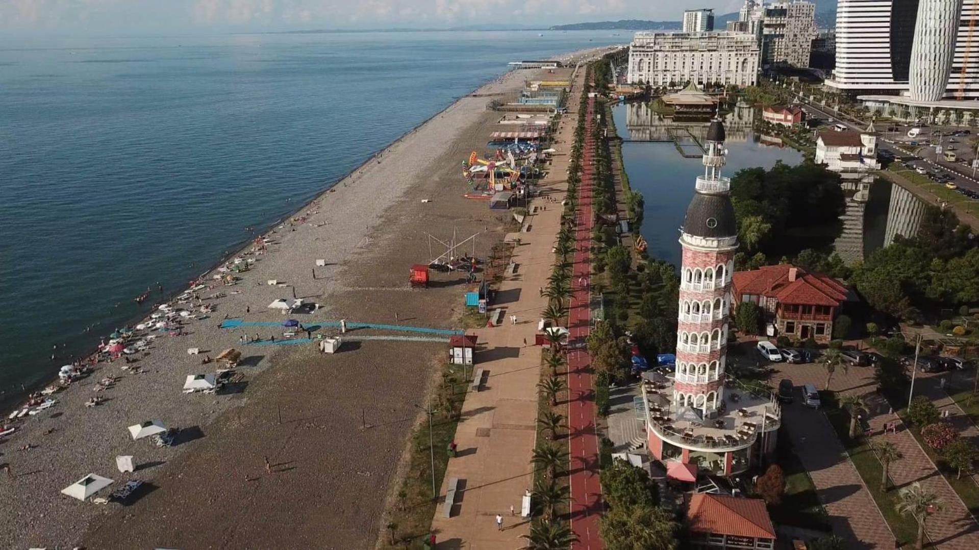 Orbi City Center Sea View Aparthotel Батуми Екстериор снимка